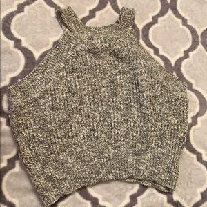 Knitted black and white crop top
